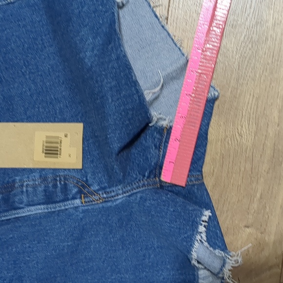 New Levi’s 501 Hand Distressed High Rise Cutoff Denim Shorts Men's size 30 - Picture 8 of 8